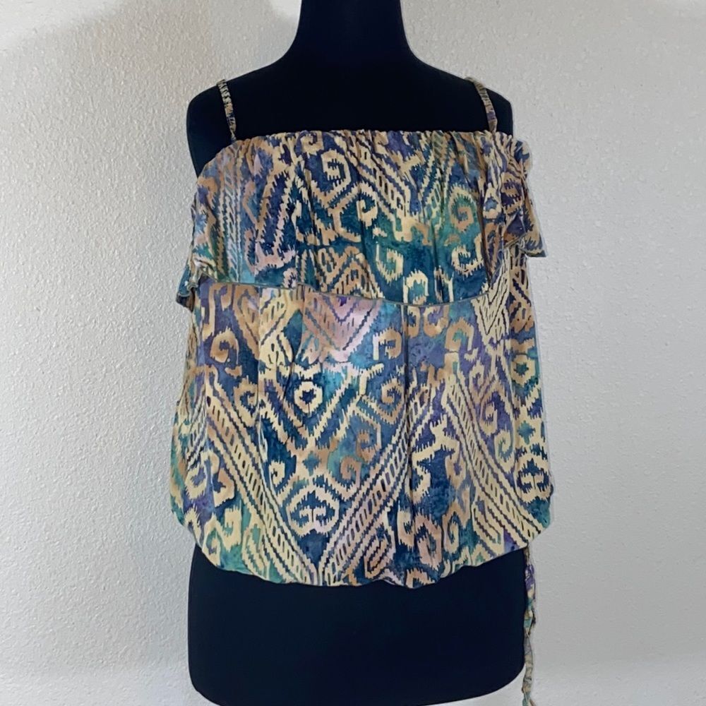 10/$50 SANTIKI WOMEN BLOUSE SIZE M
